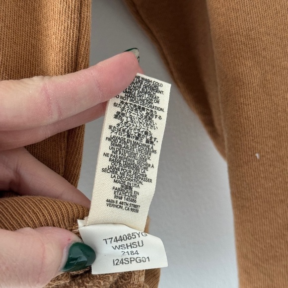 THE GREAT Shrunken Sweatshirt in Perched Cardinal - Picture 6 of 7